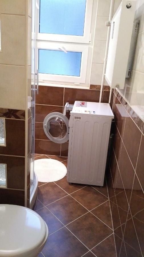 Heidi Apartman Szeged Eksteriør bilde
